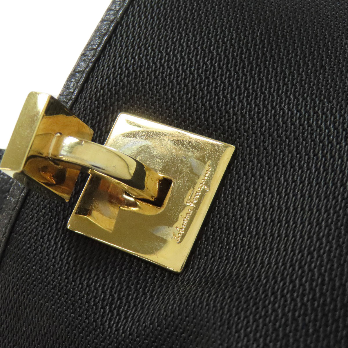 Salvatore Ferragamo サルヴァトーレフェラガモ ロゴ ハンドバッグ ナイロンキャンバス レディース 中古