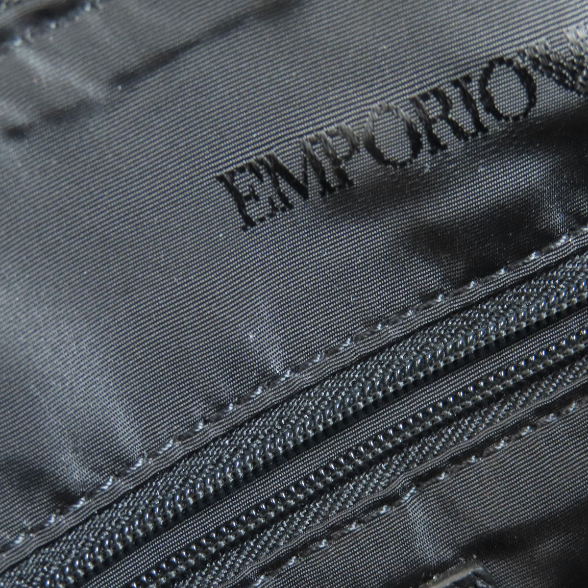 Emporio Armani エンポリオ・アルマーニ ロゴ ショルダーバッグ レザー メンズ 中古