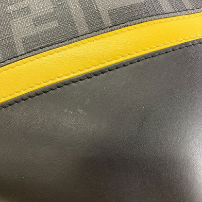 FENDI フェンディ ダイアゴナル カメラケース ショルダーバッグ レザー レディース 中古