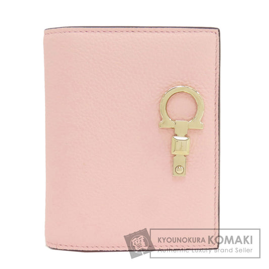 Salvatore Ferragamo サルヴァトーレフェラガモ ガンチーニ金具 二つ折り財布（小銭入れあり） レザー レディース 中古