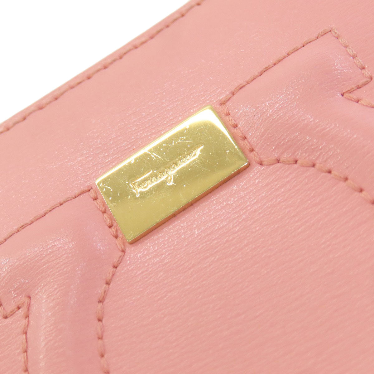 Salvatore Ferragamo サルヴァトーレフェラガモ ガンチーニ 長財布（小銭入れあり） レザー レディース 中古