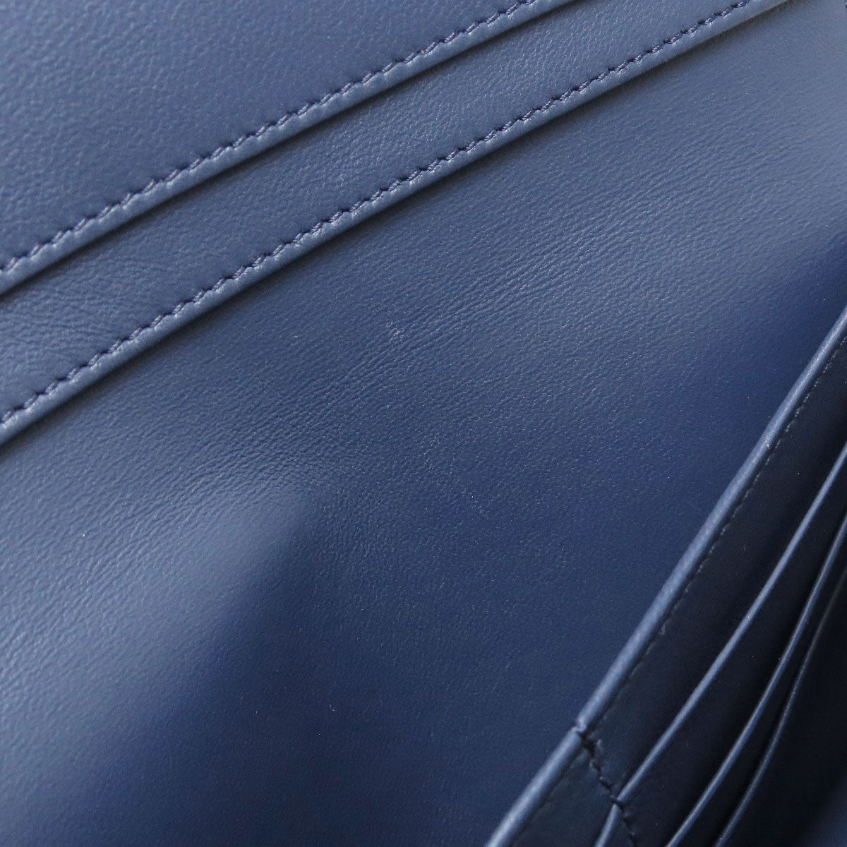 J&M Davidson ジェイアンドエムデヴィッドソン ロゴ 長財布（小銭入れあり） レザー レディース 中古