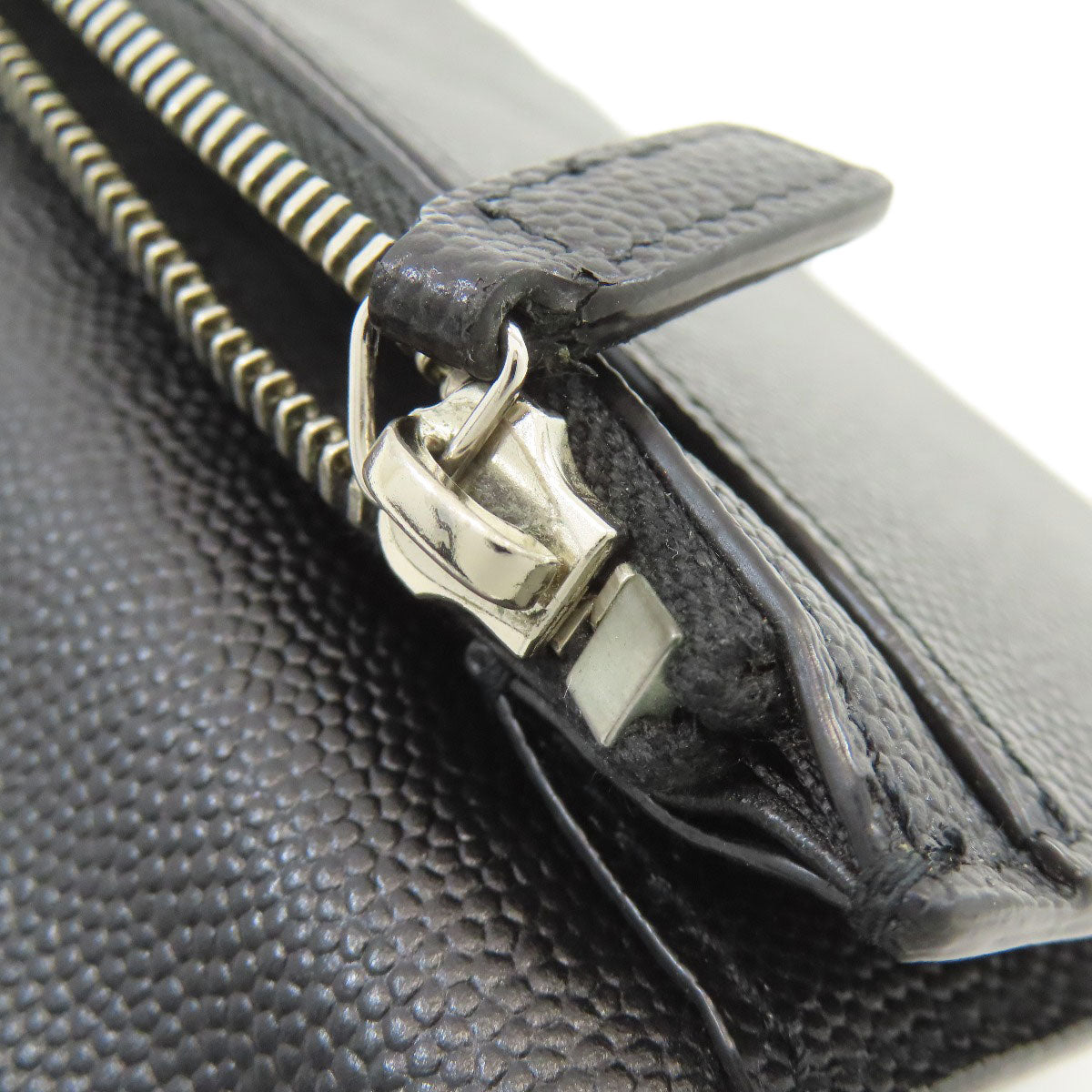 YVES SAINT LAURENT イヴ・サンローラン ロゴ 長財布（小銭入れあり） レザー レディース 中古