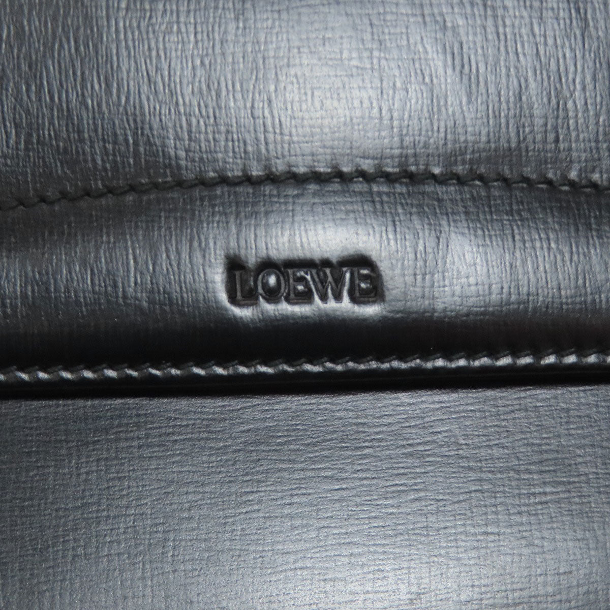 LOEWE ロエベ ロゴ 長財布（小銭入れあり） レザー レディース 中古
