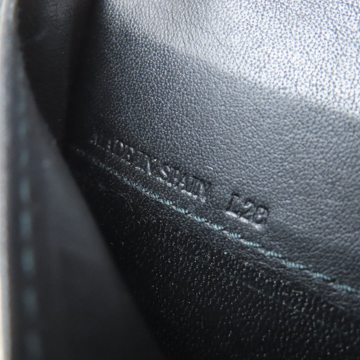 LOEWE ロエベ ロゴ 長財布（小銭入れあり） レザー レディース 中古