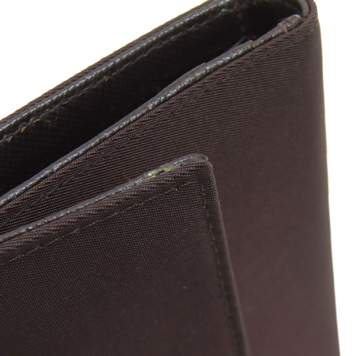 PRADA プラダ ロゴ金具 二つ折り財布（小銭入れあり） ナイロン レディース 中古