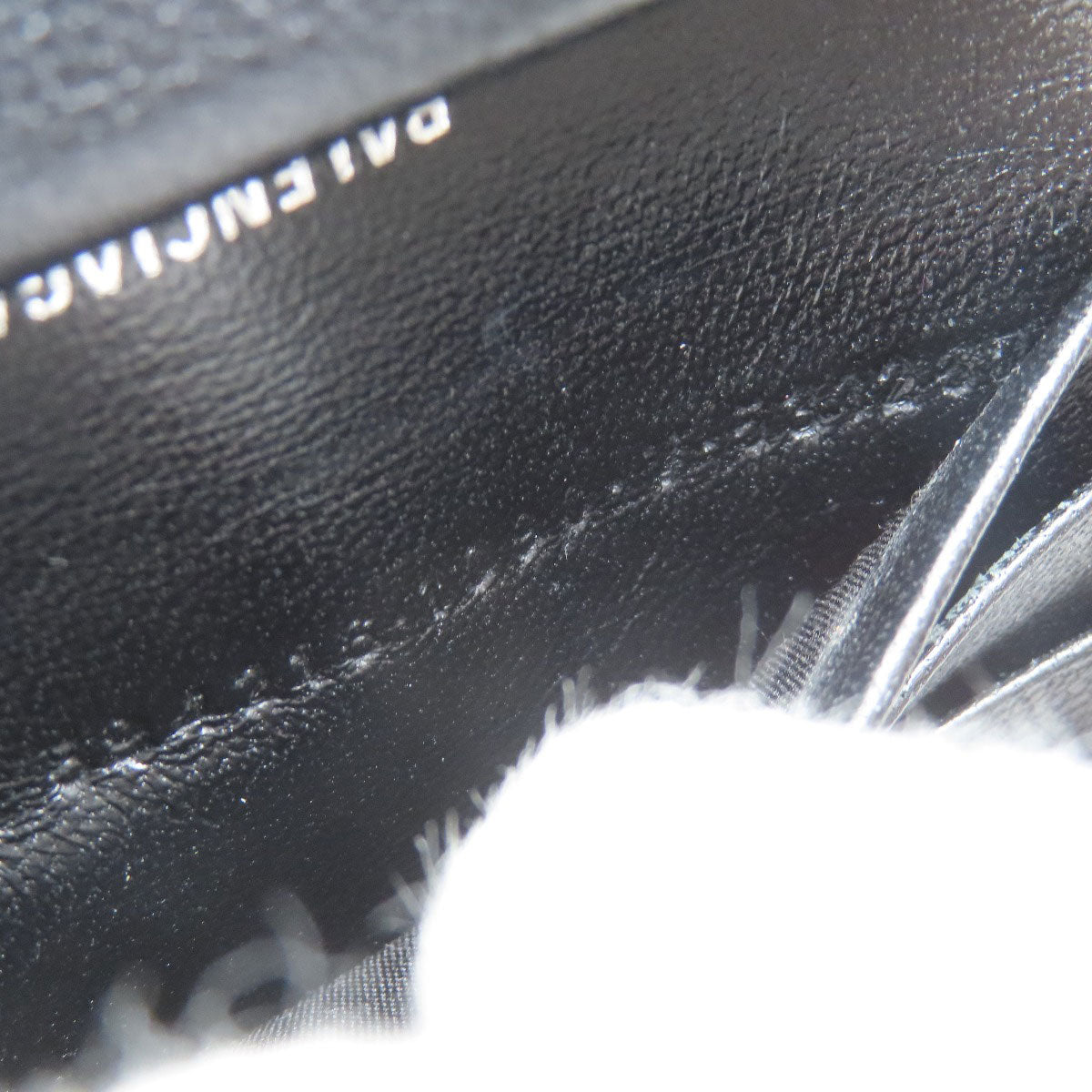 BALENCIAGA バレンシアガ 594216 ロゴ 二つ折り財布（小銭入れあり） カーフ レディース 中古