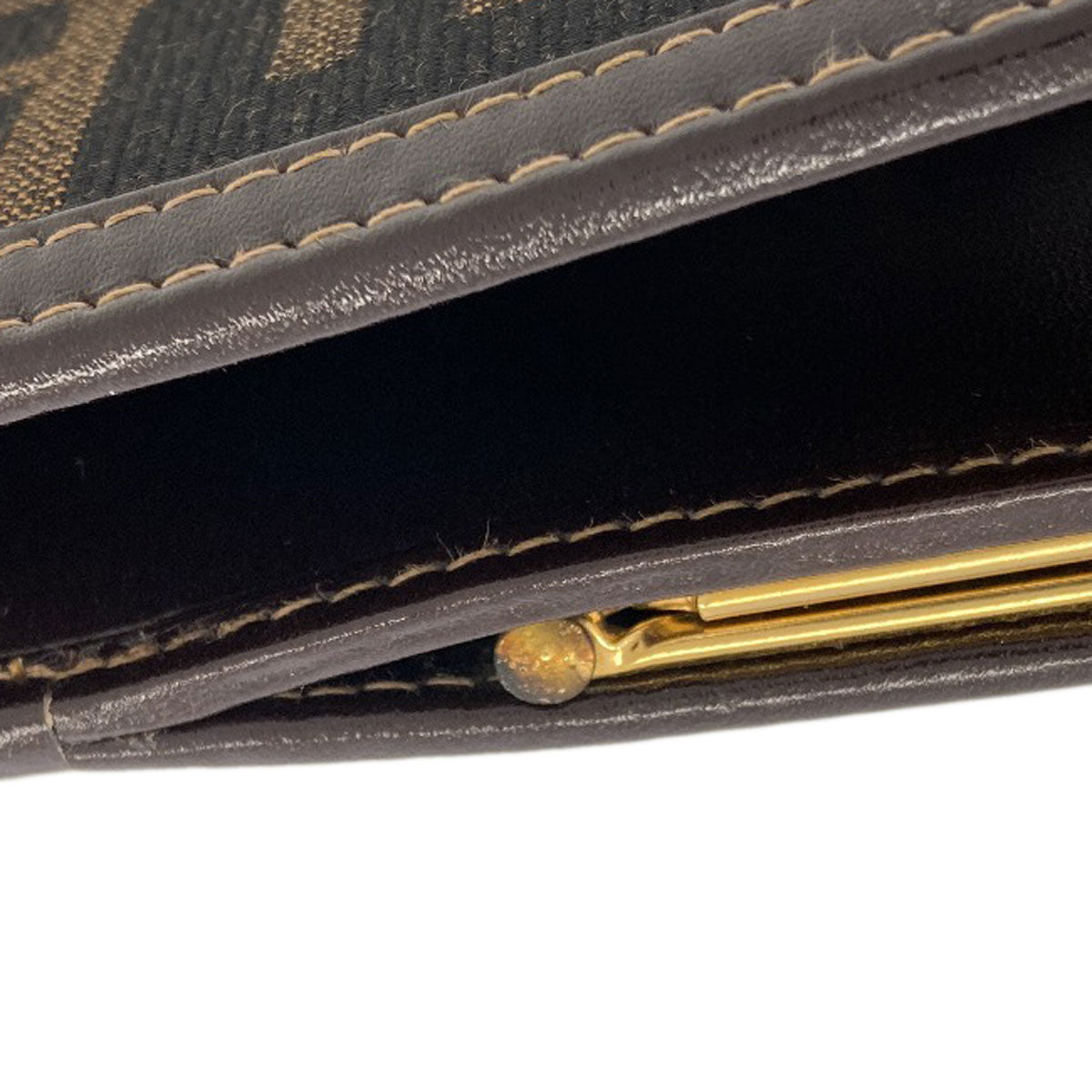 フェンディ ズッカ柄 二つ折り財布（小銭入れあり） 中古 商品画像15