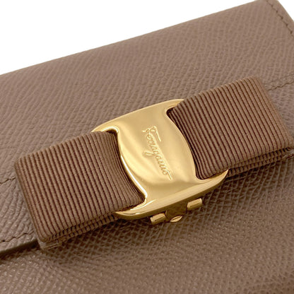 Salvatore Ferragamo サルヴァトーレフェラガモ ヴァラリボン 二つ折り財布（小銭入れあり） レザー レディース 中古