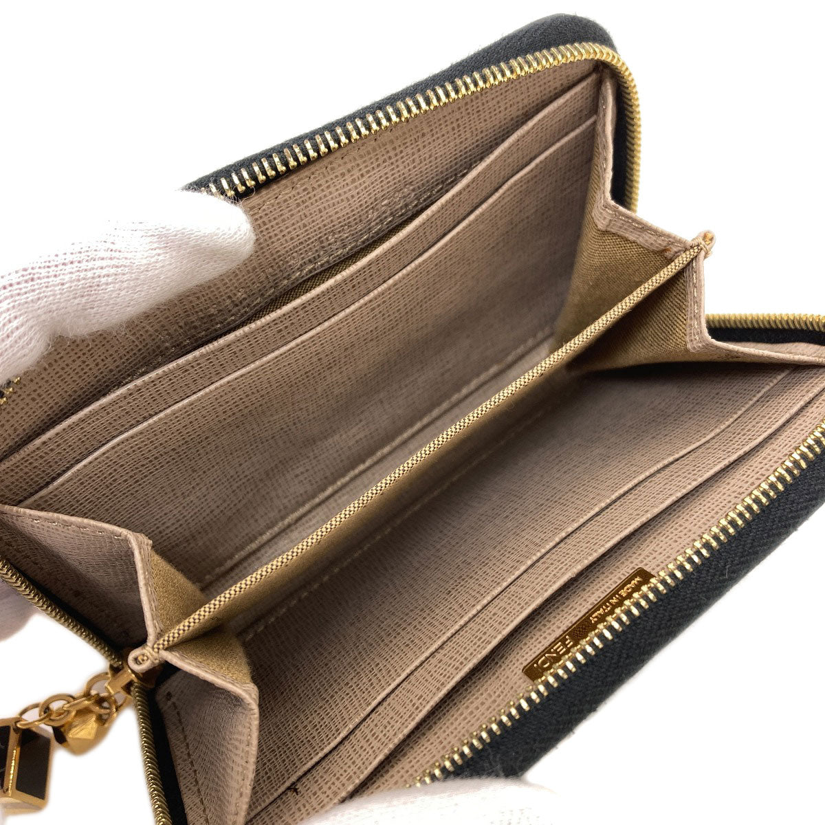 FENDI フェンディ ロゴ カードケース レザー レディース 中古