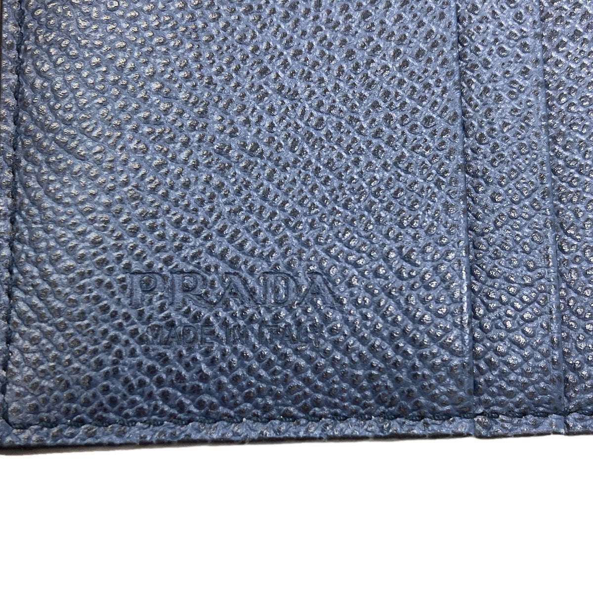 PRADA プラダ ロゴ 二つ折り財布（小銭入れなし） レザー レディース 中古
