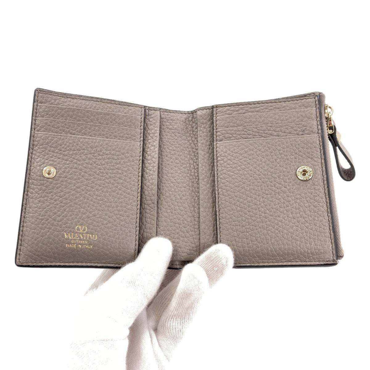 バレンティノ スタッズ 二つ折り財布（小銭入れあり） 中古 商品画像5