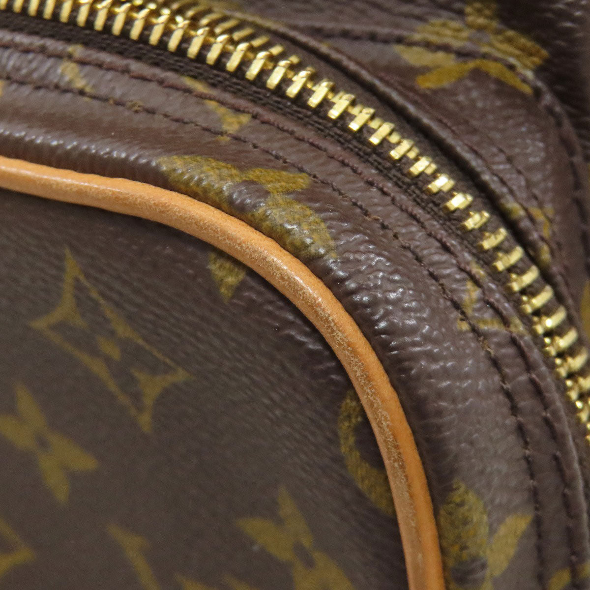 LOUIS VUITTON ルイヴィトン M45236 アマゾン ショルダーバッグ モノグラムキャンバス レディース 中古