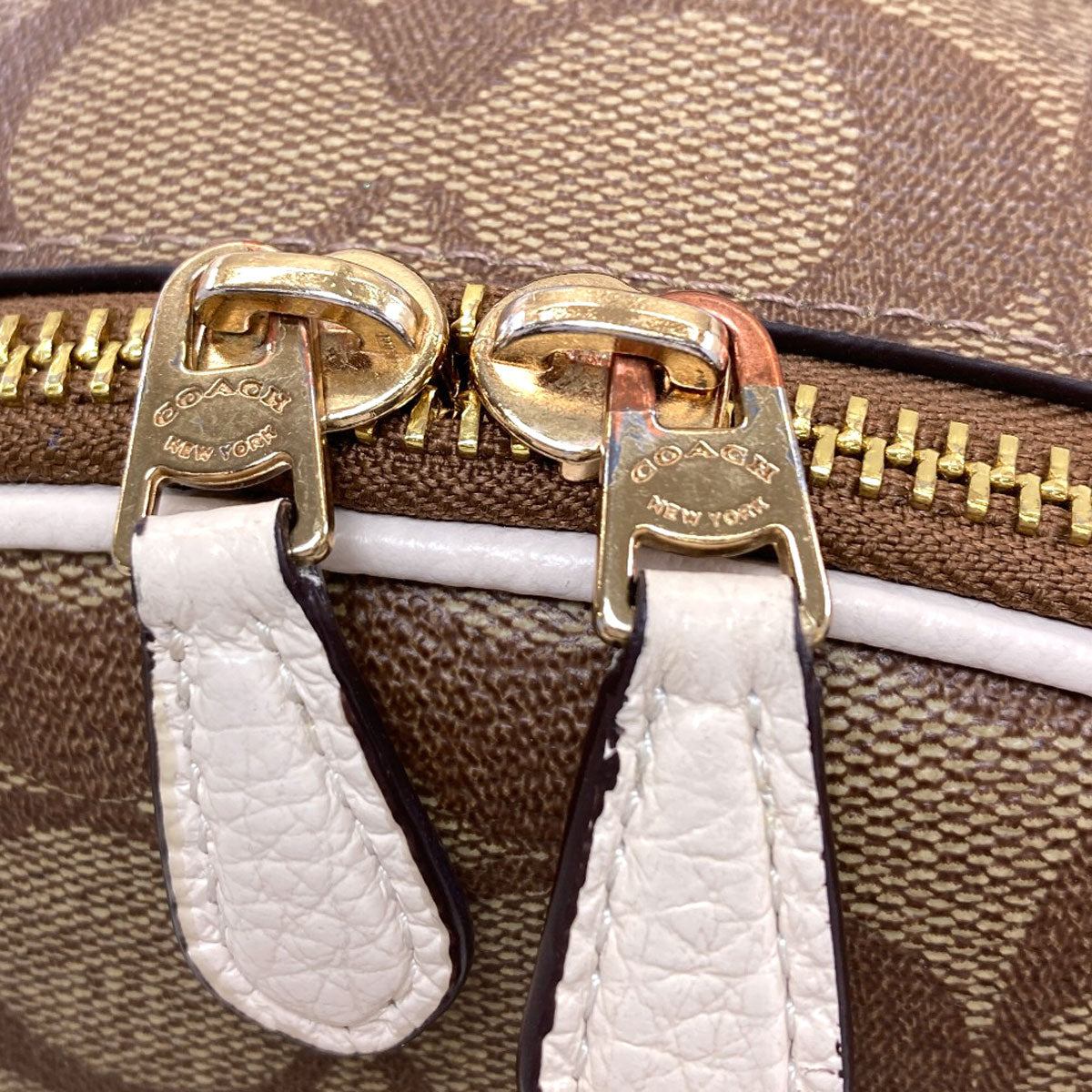 COACH コーチ 5671 シグネチャー リュック・デイパック PVC レディース 中古