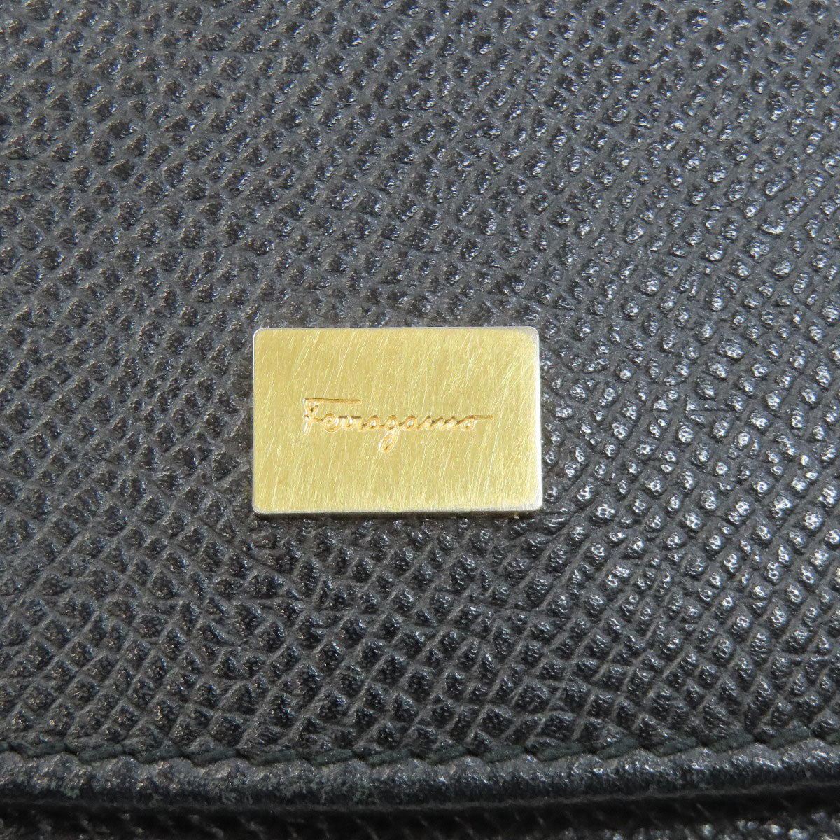 Salvatore Ferragamo サルヴァトーレフェラガモ ロゴ 長財布（小銭入れあり） レザー レディース 中古