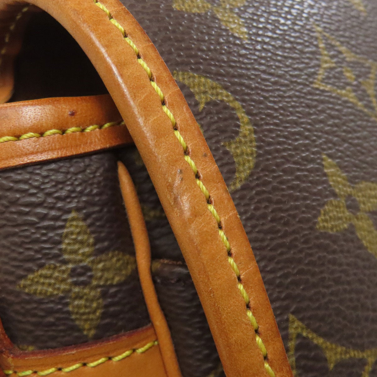 LOUIS VUITTON ルイヴィトン M42250 ソローニュ ショルダーバッグ モノグラムキャンバス レディース 中古