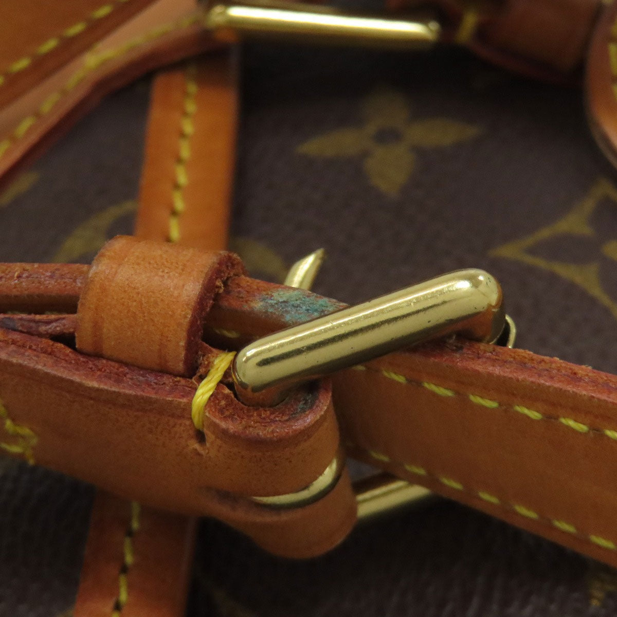 LOUIS VUITTON ルイヴィトン M42250 ソローニュ ショルダーバッグ モノグラムキャンバス レディース 中古