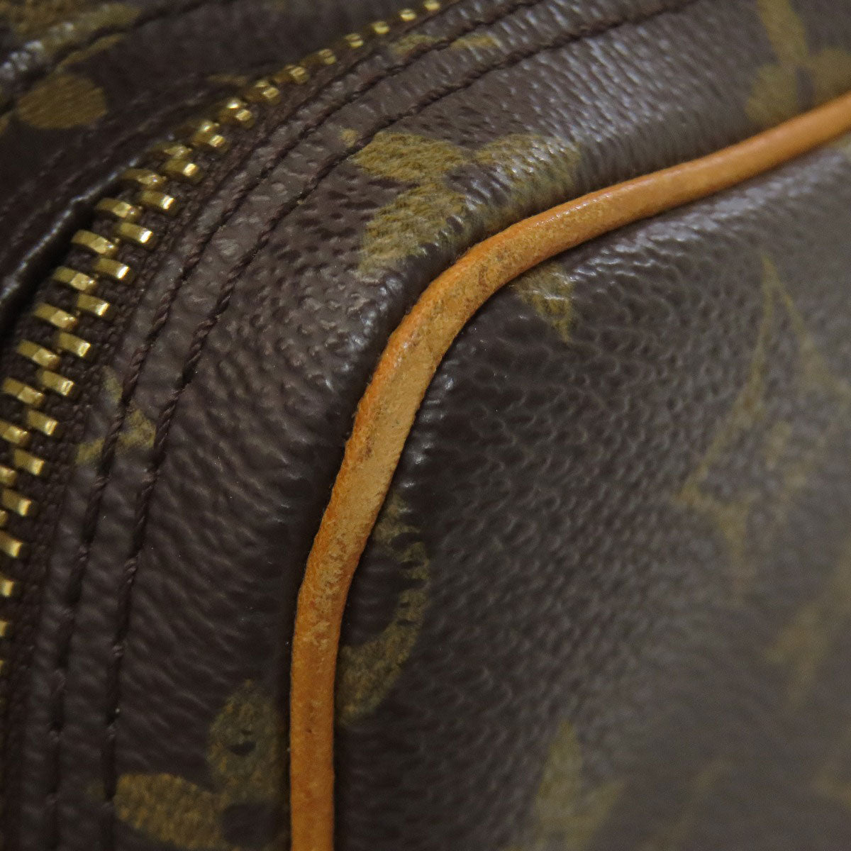 LOUIS VUITTON ルイヴィトン M45236 アマゾン ショルダーバッグ モノグラムキャンバス レディース 中古