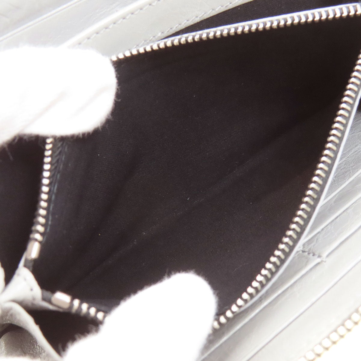 BALENCIAGA バレンシアガ 519641 ロゴ 長財布（小銭入れあり） レザー レディース 中古