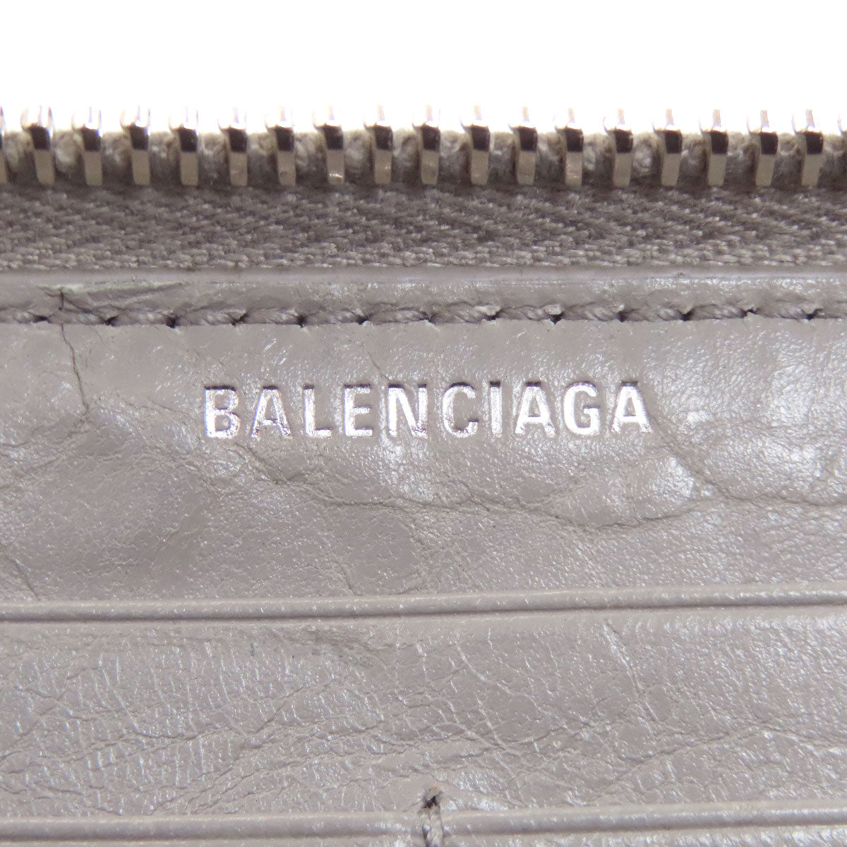 BALENCIAGA バレンシアガ 519641 ロゴ 長財布（小銭入れあり） レザー レディース 中古