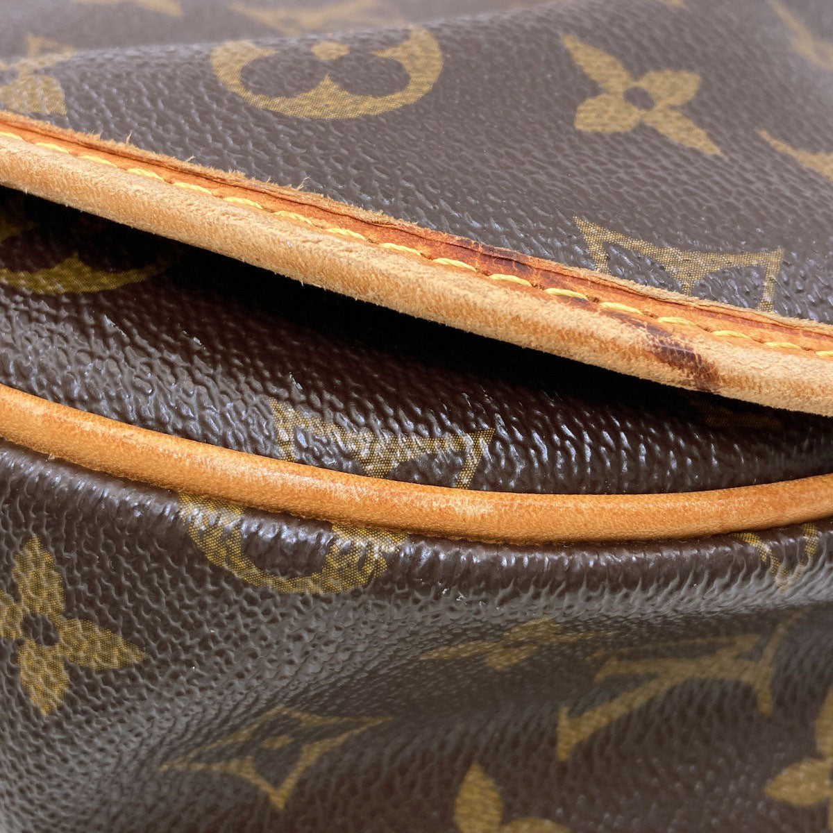 LOUIS VUITTON ルイヴィトン M40474 メニルモンタンPM ショルダーバッグ モノグラムキャンバス レディース 中古