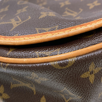 LOUIS VUITTON ルイヴィトン M40474 メニルモンタンPM ショルダーバッグ モノグラムキャンバス レディース 中古