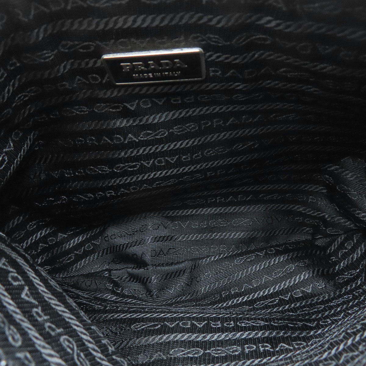 PRADA プラダ ロゴ金具 ボディバッグ ナイロン レディース 中古