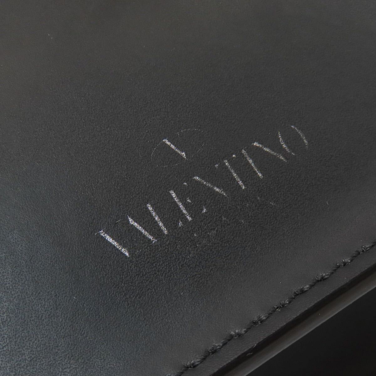 バレンティノ VLTN ロゴ クラッチバッグ 中古 商品画像16