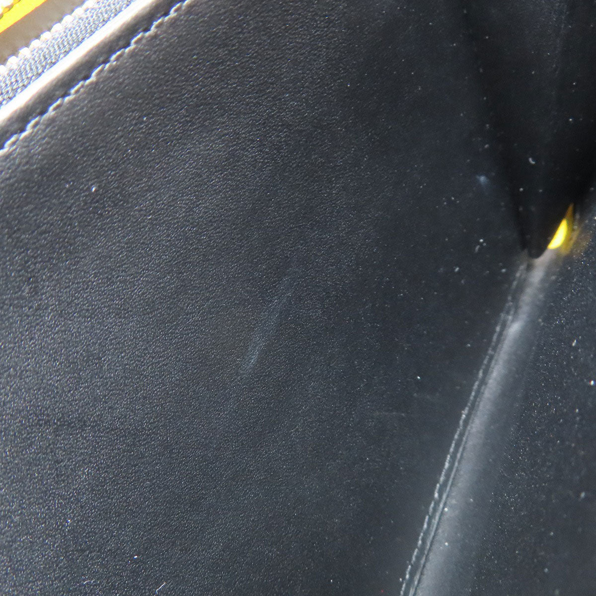 LOUIS VUITTON ルイヴィトン M91571 ジッピー・ウォレット 草間彌生 ドットインフィニティ 長財布（小銭入れあり） ヴェルニ レディース 中古