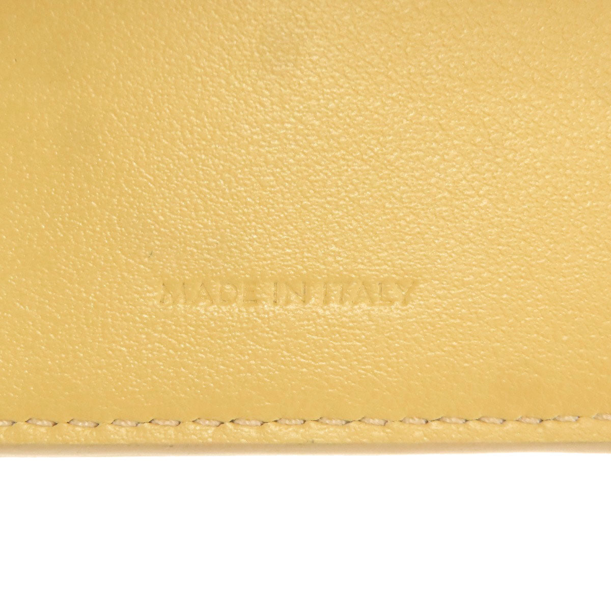 CELINE セリーヌ 三つ折り コンパクトウォレット 二つ折り財布（小銭入れあり） レザー レディース 中古