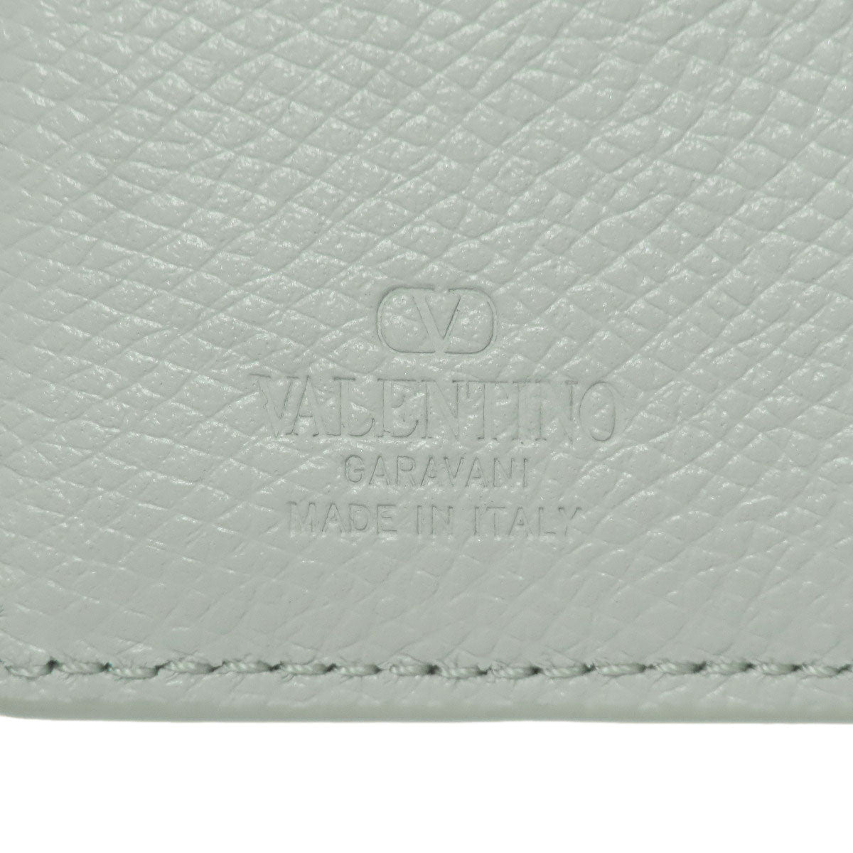 VALENTINO バレンティノ ロゴ 二つ折り財布（小銭入れあり） レザー レディース 中古