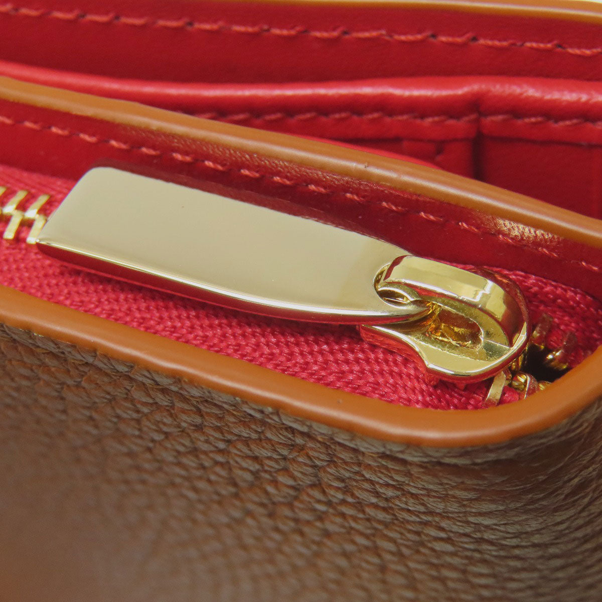 Christian Louboutin クリスチャンルブタン By My side 二つ折り財布（小銭入れあり） レザー レディース 中古
