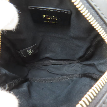 FENDI フェンディ カリグラフィ スタッズ ショルダーバッグ レザー レディース 中古