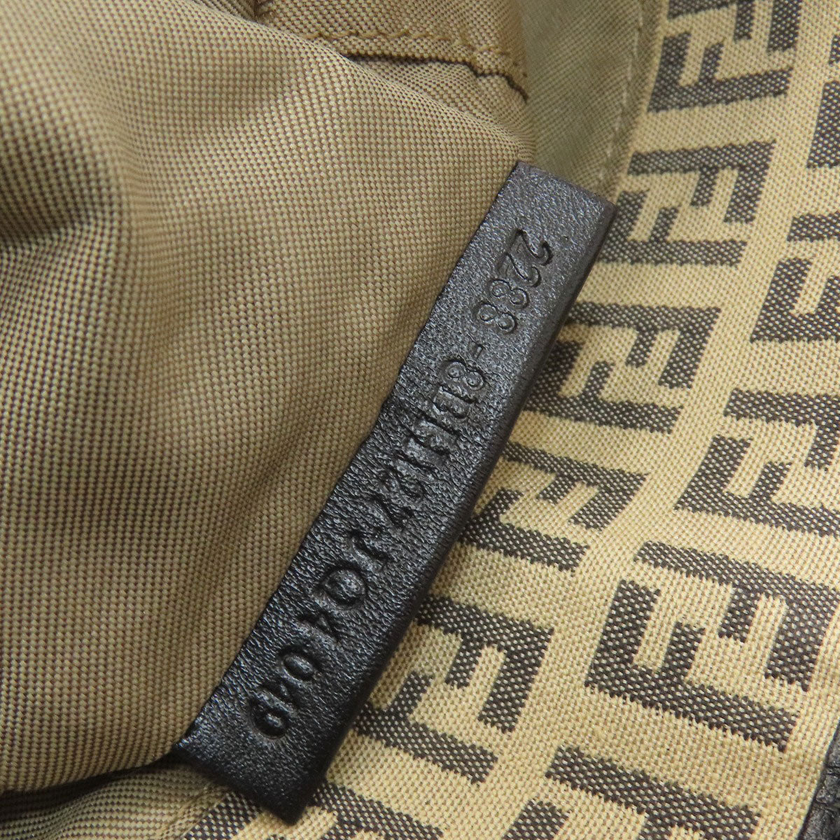 FENDI フェンディ ズッカ柄 トートバッグ キャンバス レディース 中古