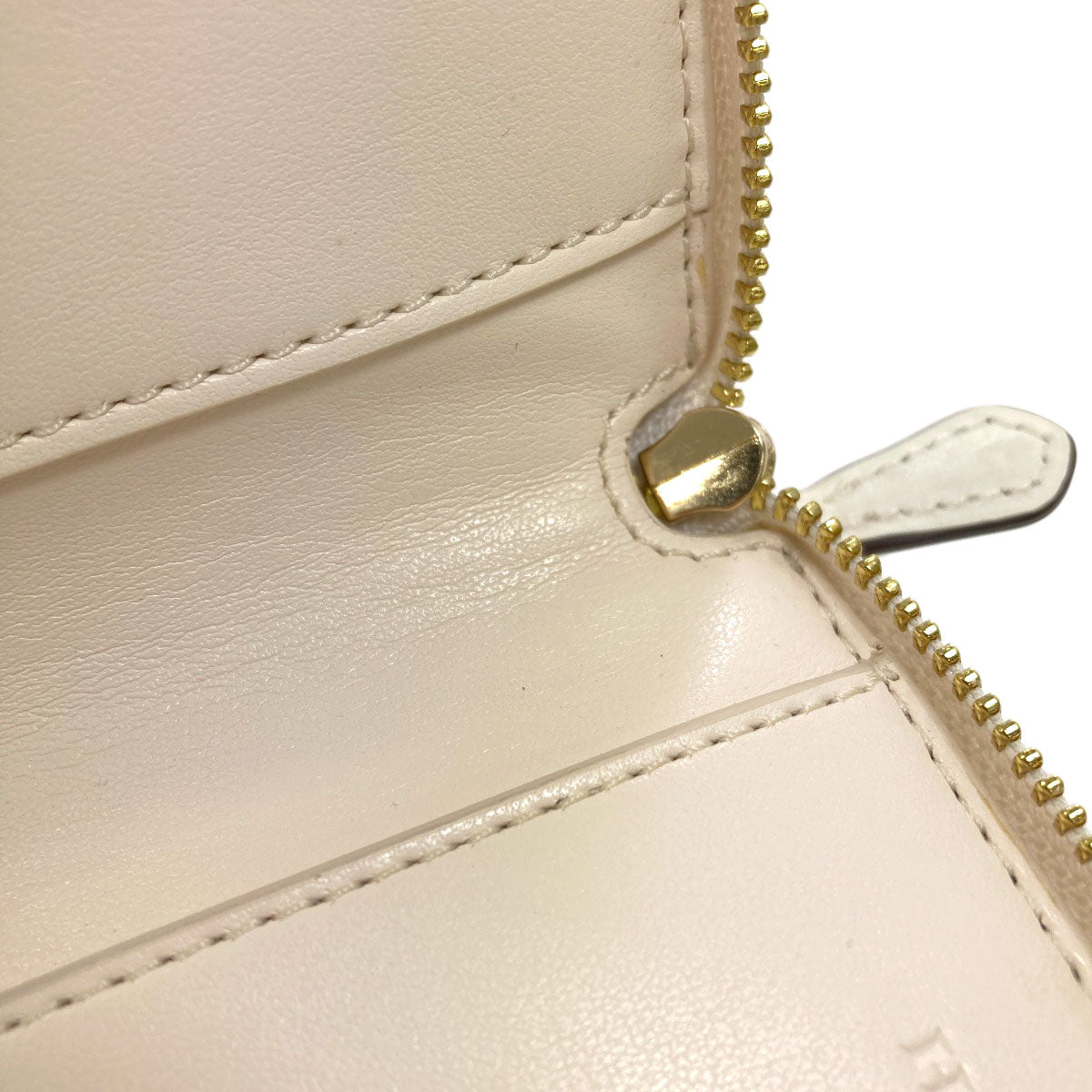 COACH コーチ F30308 シグネチャー 二つ折り財布（小銭入れあり） PVC レディース 中古