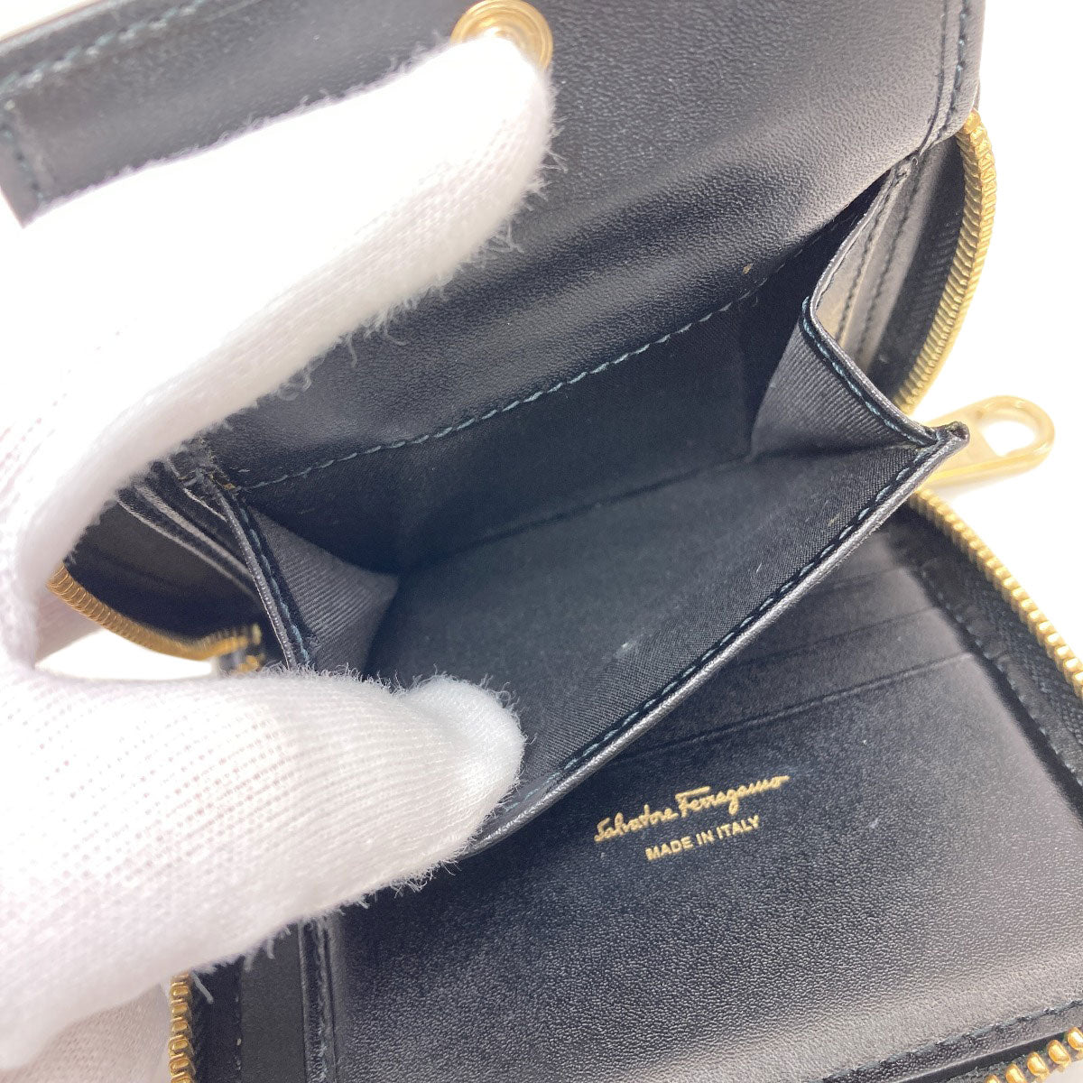 Salvatore Ferragamo サルヴァトーレフェラガモ ガンチーニ金具 コインケース レザー レディース 中古