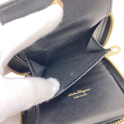 Salvatore Ferragamo サルヴァトーレフェラガモ ガンチーニ金具 コインケース レザー レディース 中古
