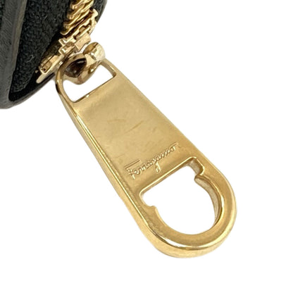 Salvatore Ferragamo サルヴァトーレフェラガモ ガンチーニ金具 長財布（小銭入れあり） レザー レディース 中古
