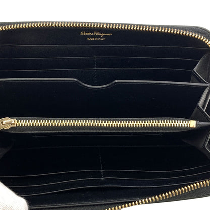 Salvatore Ferragamo サルヴァトーレフェラガモ ガンチーニ金具 長財布（小銭入れあり） レザー レディース 中古