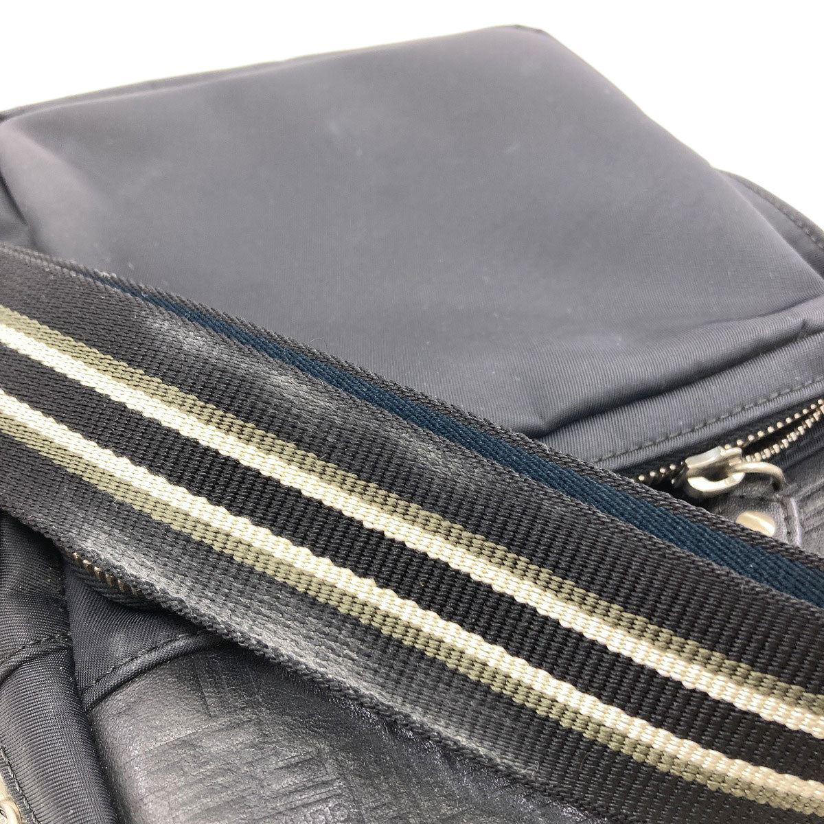 Dunhill ダンヒル ロゴ ショルダーバッグ ナイロン メンズ 中古