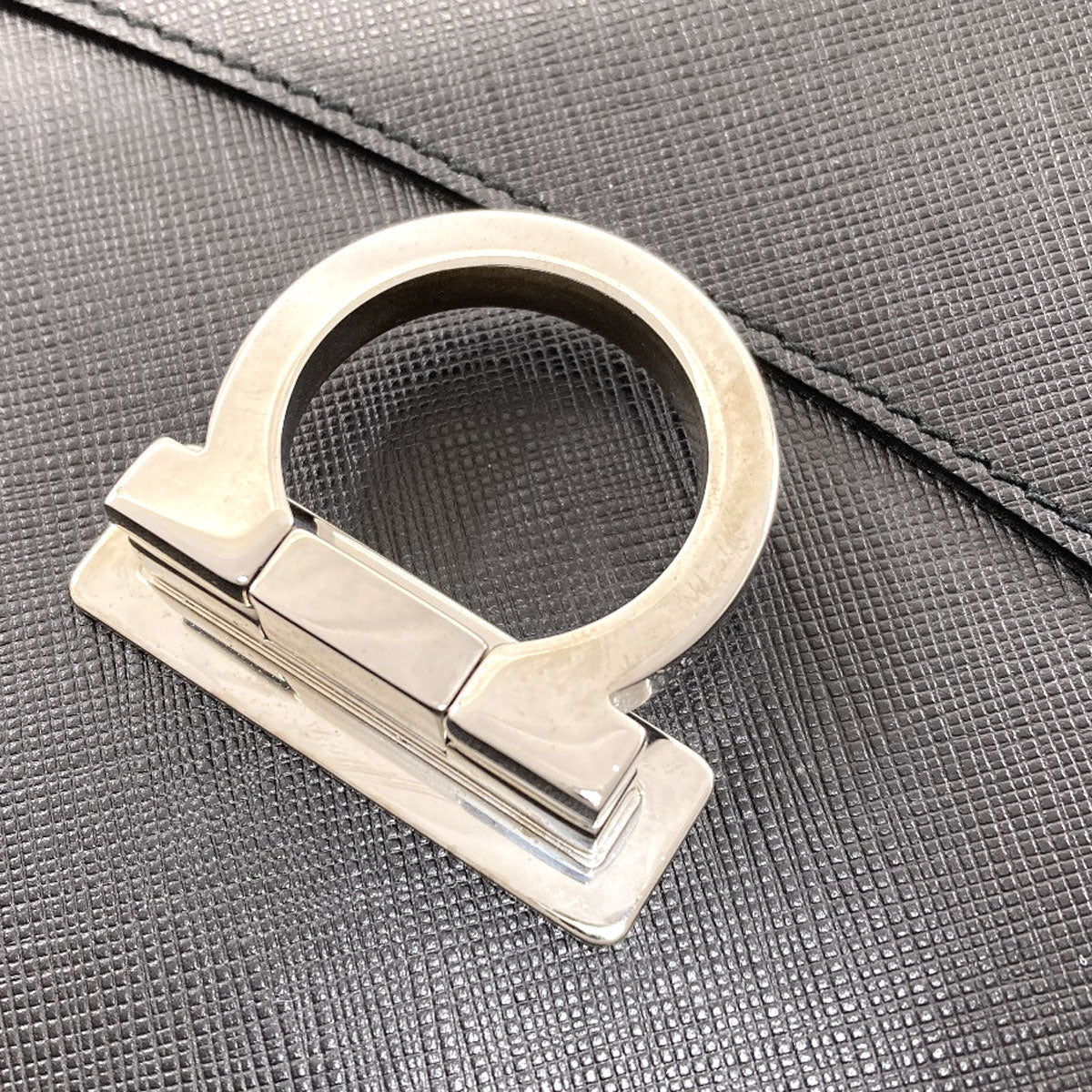 Salvatore Ferragamo サルヴァトーレフェラガモ ガンチーニ金具 ハンドバッグ レザー レディース 中古