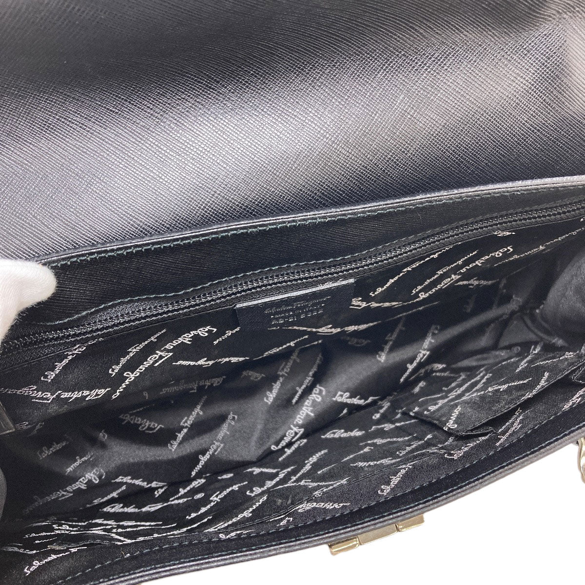 Salvatore Ferragamo サルヴァトーレフェラガモ ガンチーニ金具 ハンドバッグ レザー レディース 中古