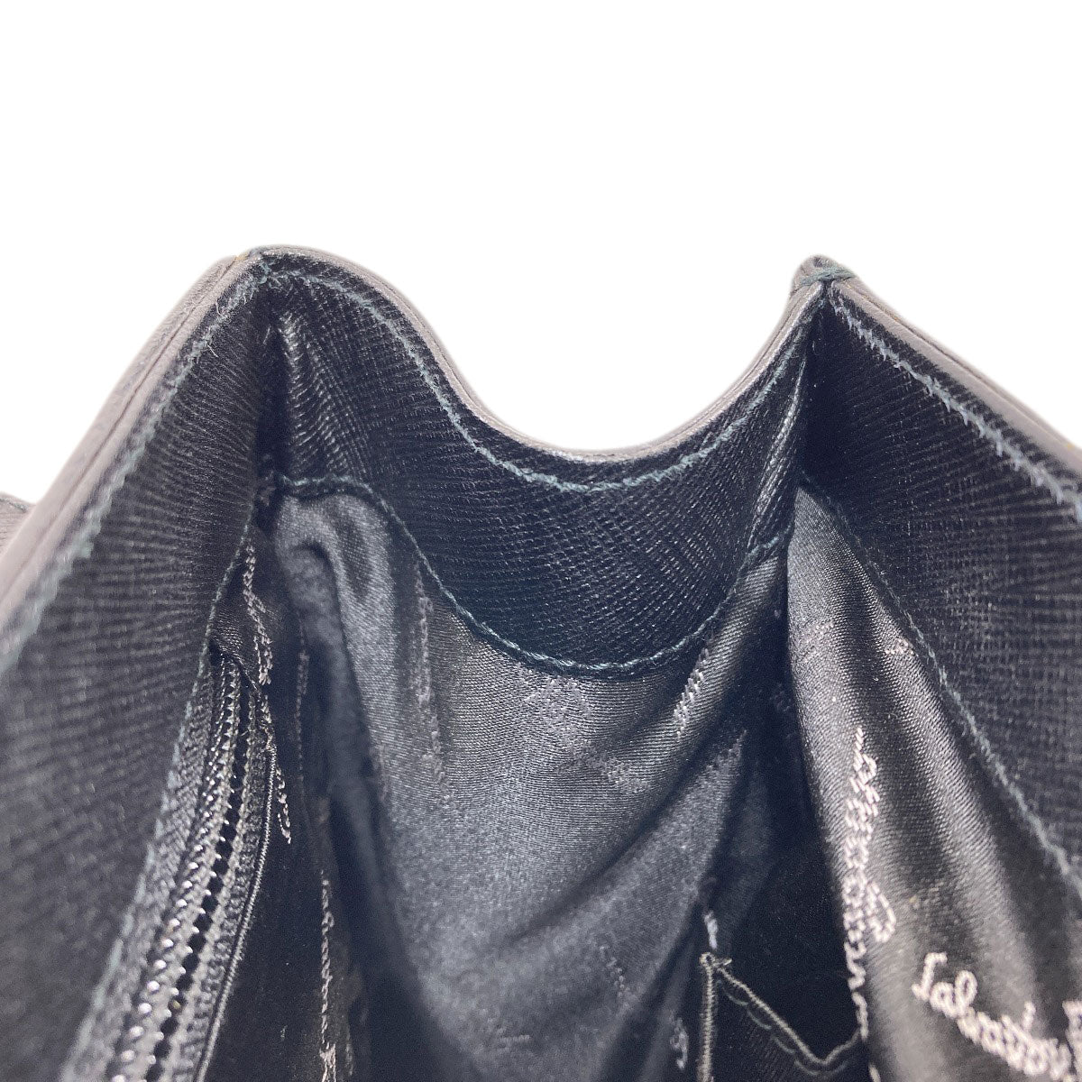 Salvatore Ferragamo サルヴァトーレフェラガモ ガンチーニ金具 ハンドバッグ レザー レディース 中古