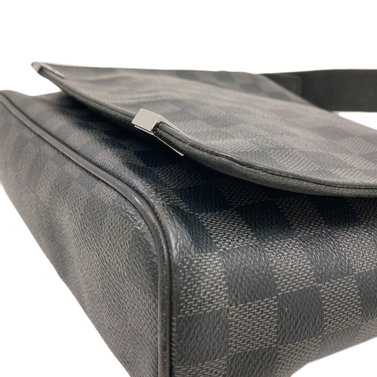 LOUIS VUITTON ルイヴィトン N41028 ディストリクトPM ショルダーバッグ ダミエキャンバス メンズ 中古