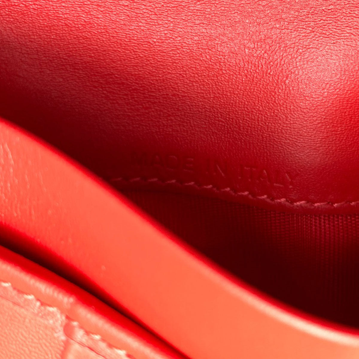 Christian Louboutin クリスチャンルブタン パロマ 二つ折り財布（小銭入れあり） レザー レディース 中古