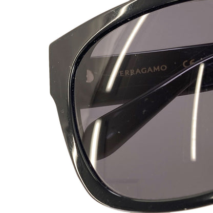 Salvatore Ferragamo サルヴァトーレフェラガモ ロゴ サングラス プラスティック レディース 中古