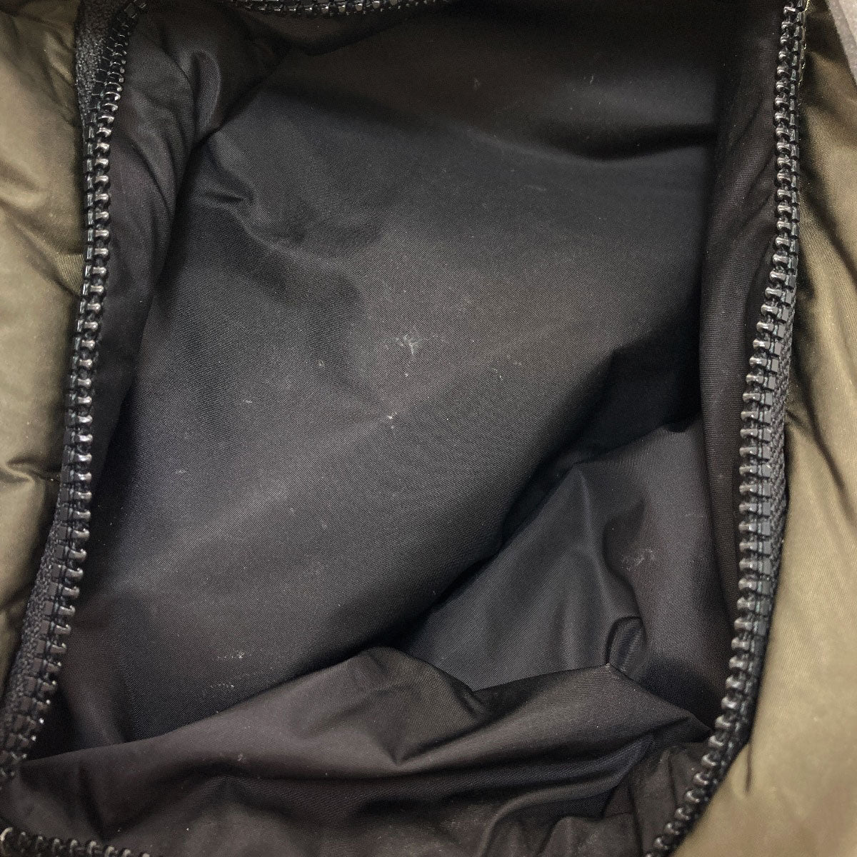 MONCLER モンクレール ロゴ リュック・デイパック ナイロン レディース 中古