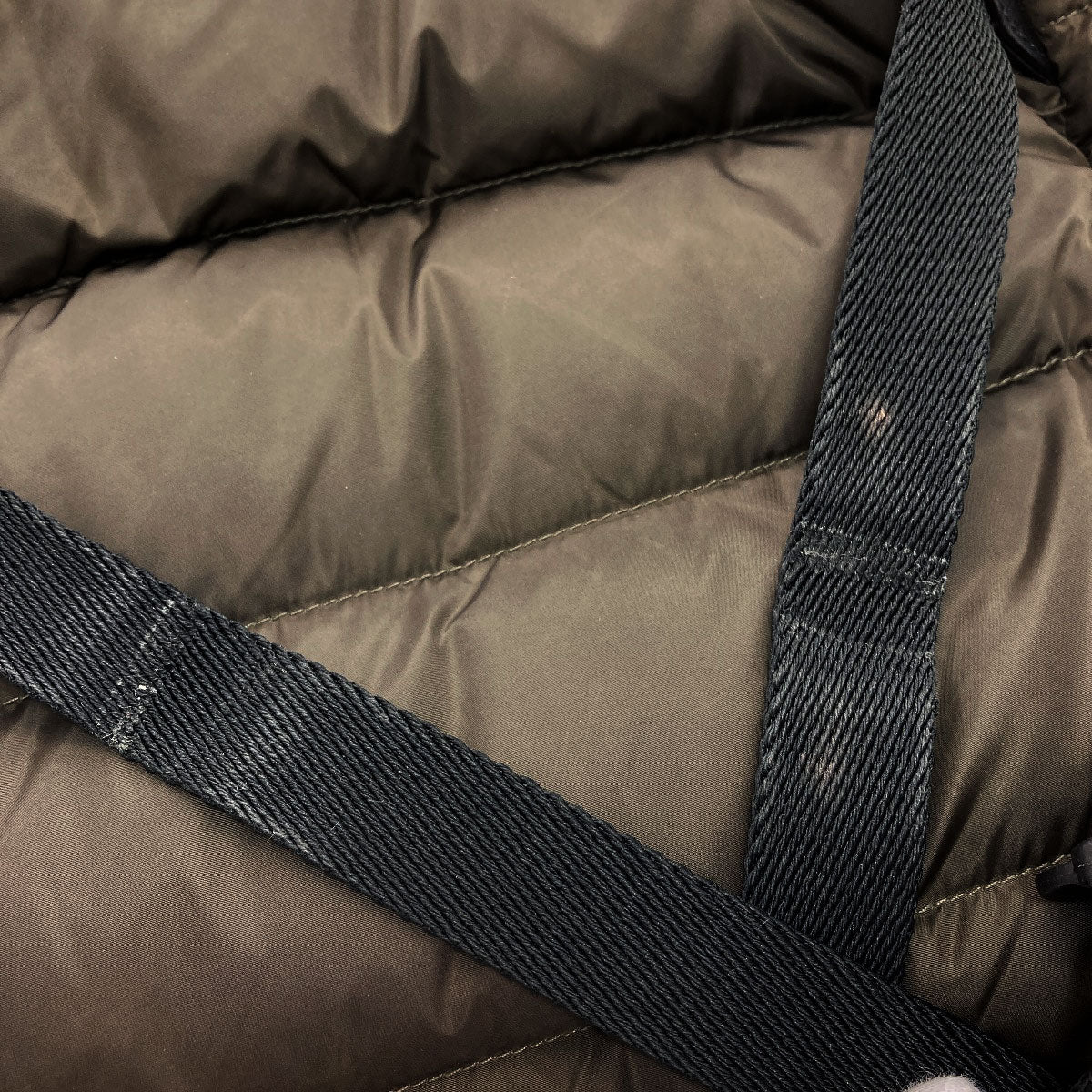MONCLER モンクレール ロゴ リュック・デイパック ナイロン レディース 中古