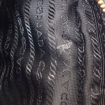 PRADA プラダ ロゴ金具 チェーンショルダー ショルダーバッグ ナイロン レディース 中古