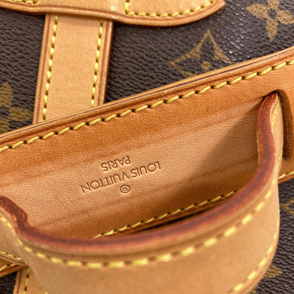 LOUIS VUITTON ルイヴィトン M40710 ソミュールMM ショルダーバッグ モノグラムキャンバス レディース 中古